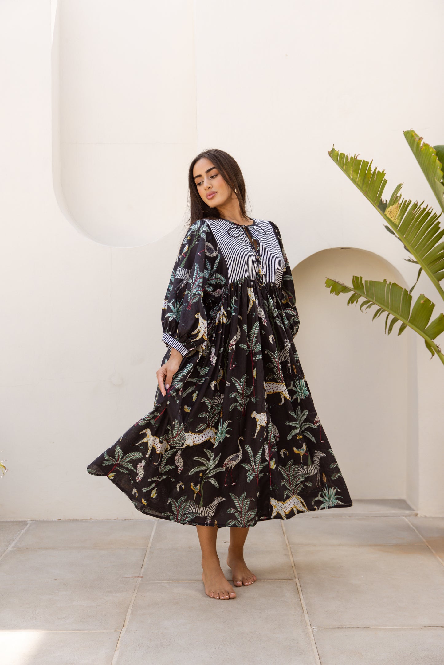 Tara Mid Dress Midnight Noir Safari