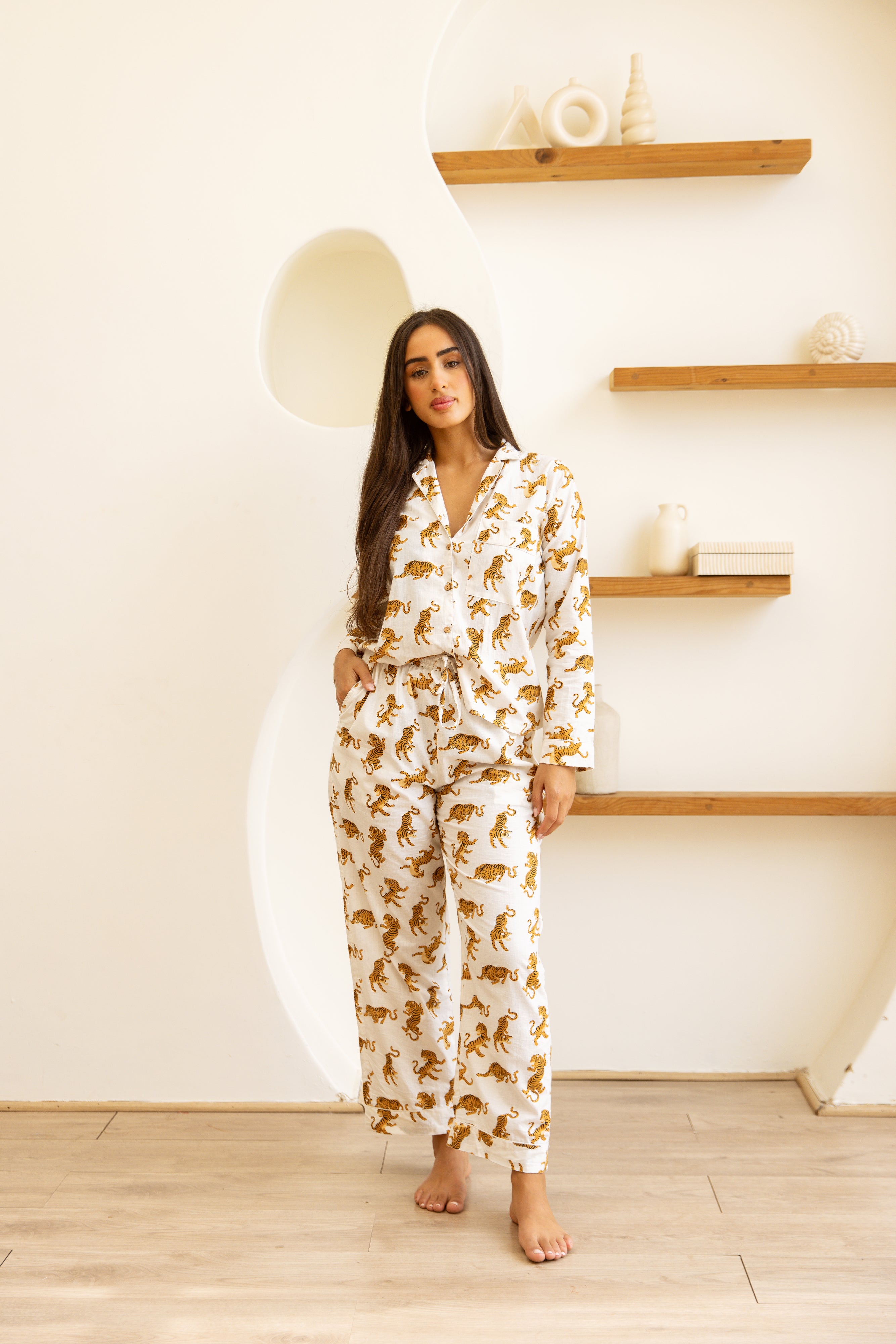Amrita Pajamas Set Ivory Tigress