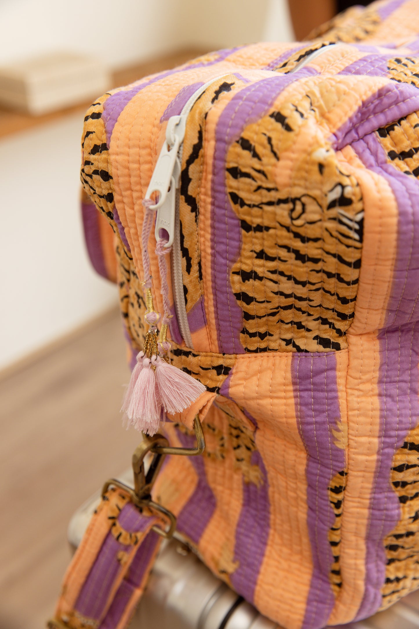 Large Travel Bag Sunset Tigress