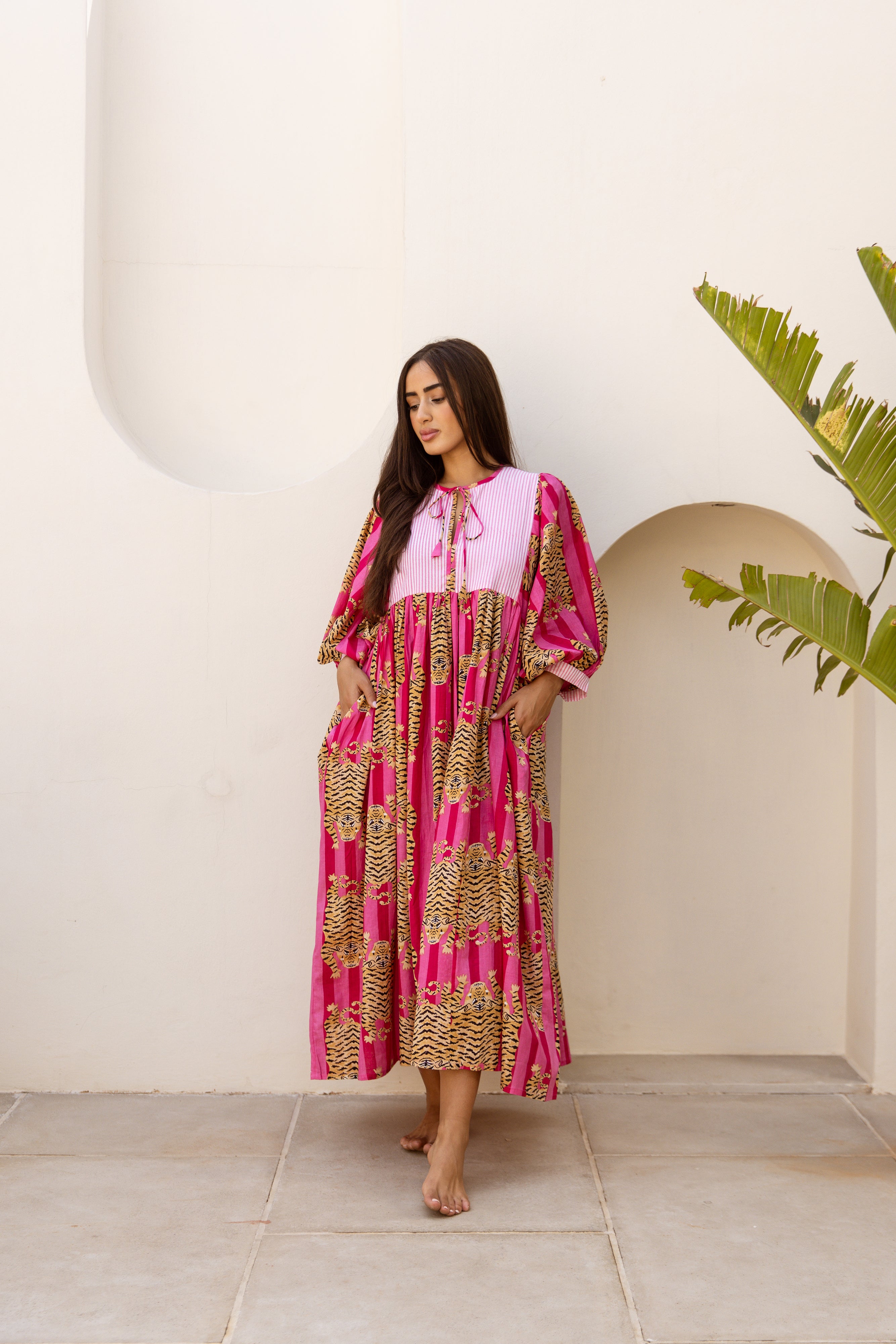 Tara Midi Dress Fuchsia Royale Tigress