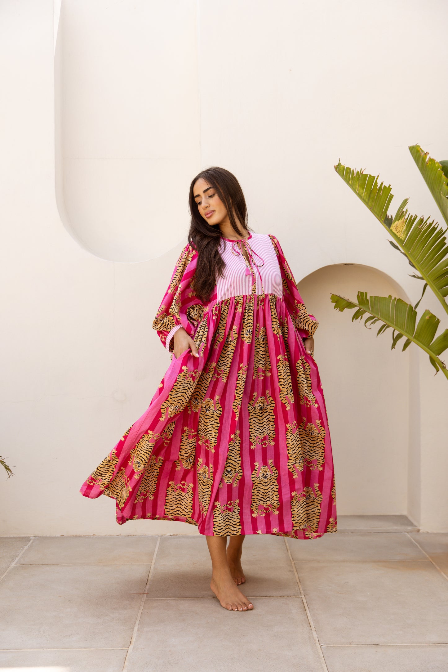 Tara Midi Dress Fuchsia Royale Tigress