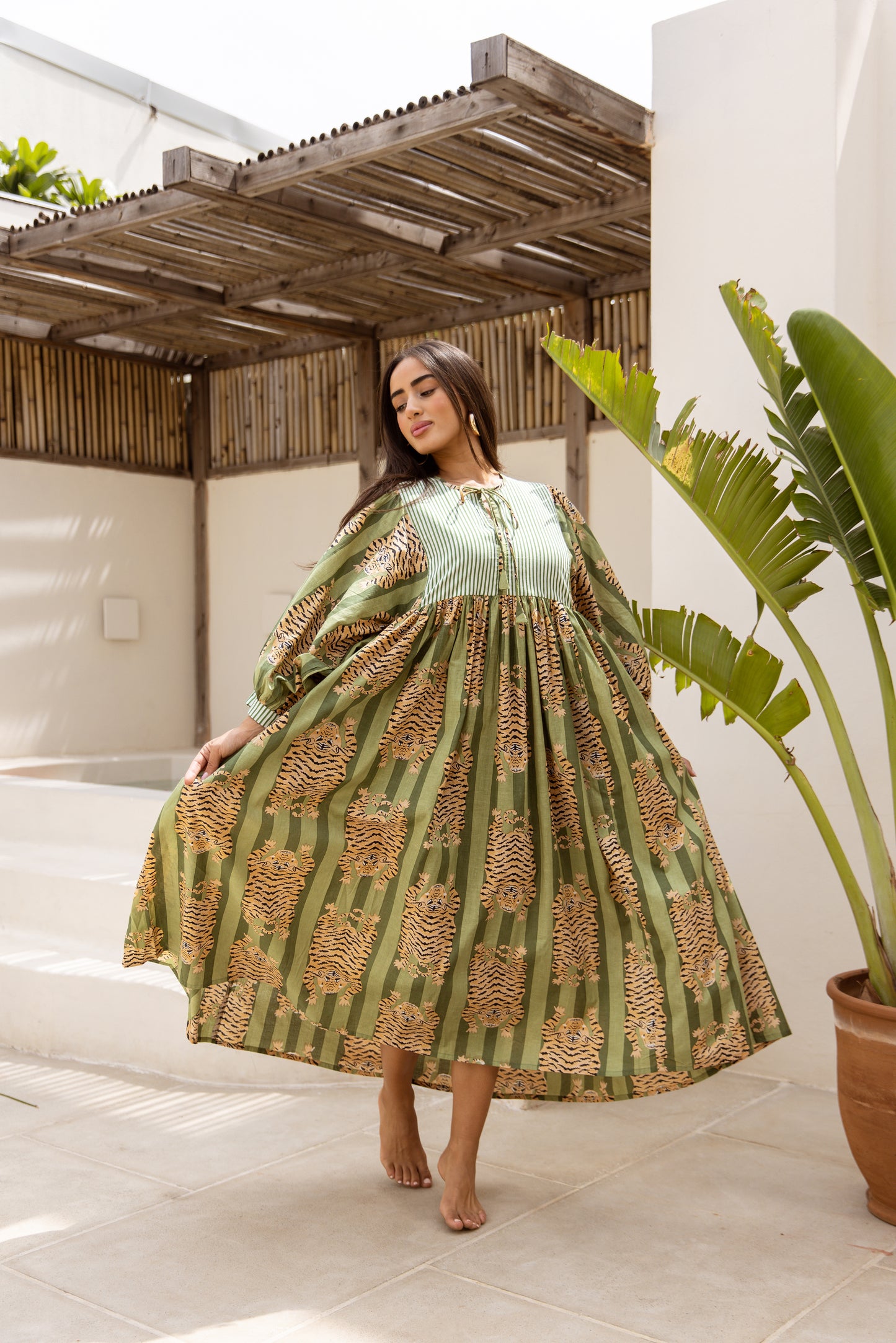 Tara Mid Dress Emerald Jungle Tigress