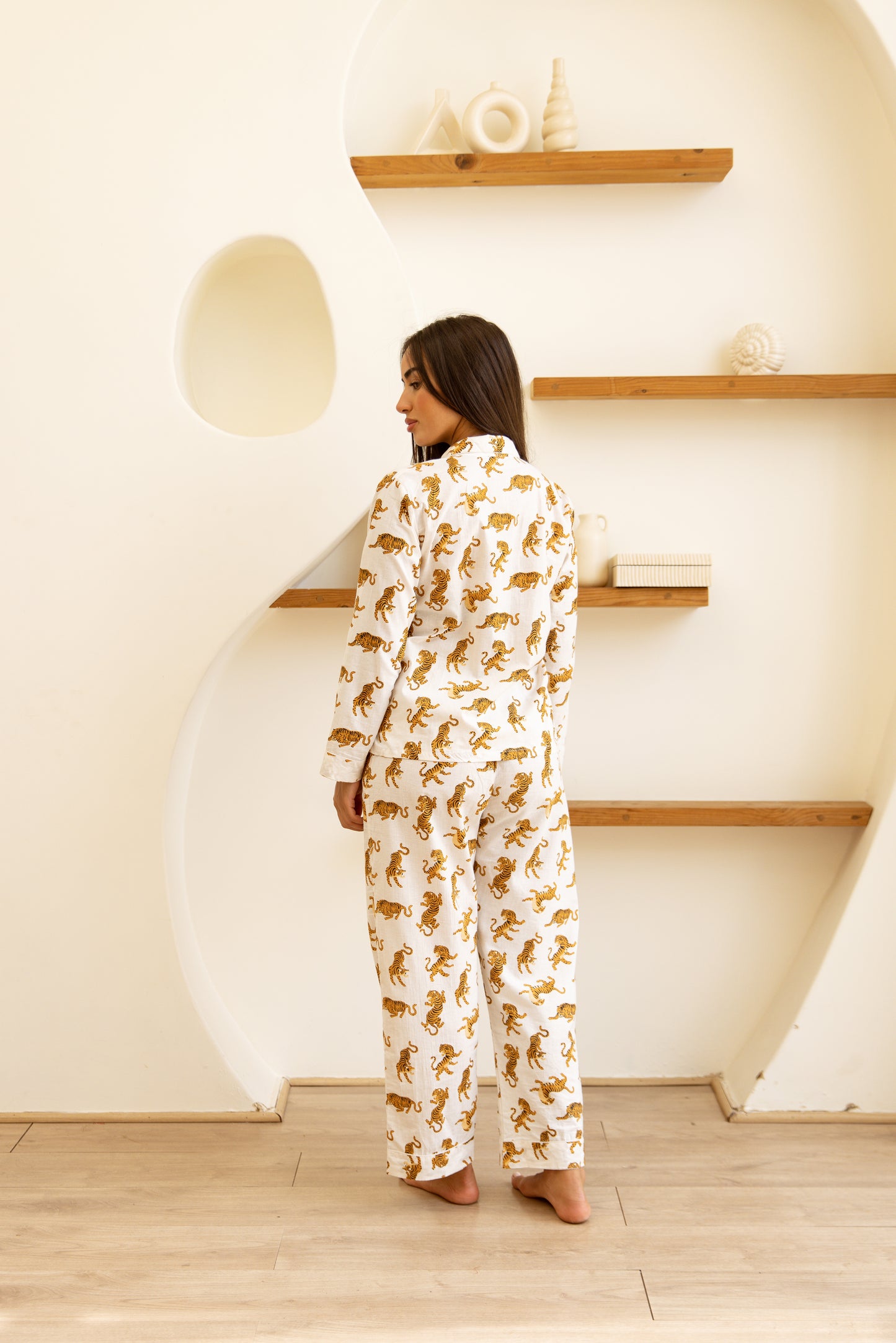 Amrita Pajamas Set Ivory Tigress