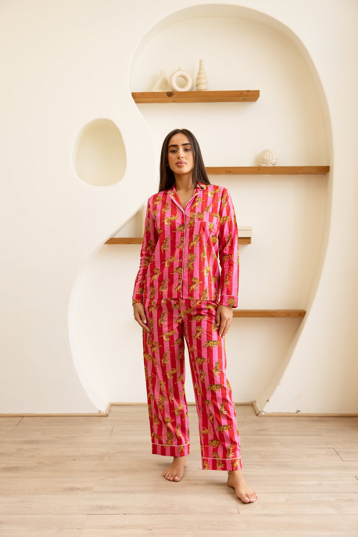 Amrita Pajamas Set Fuchsia Tiger Stripe