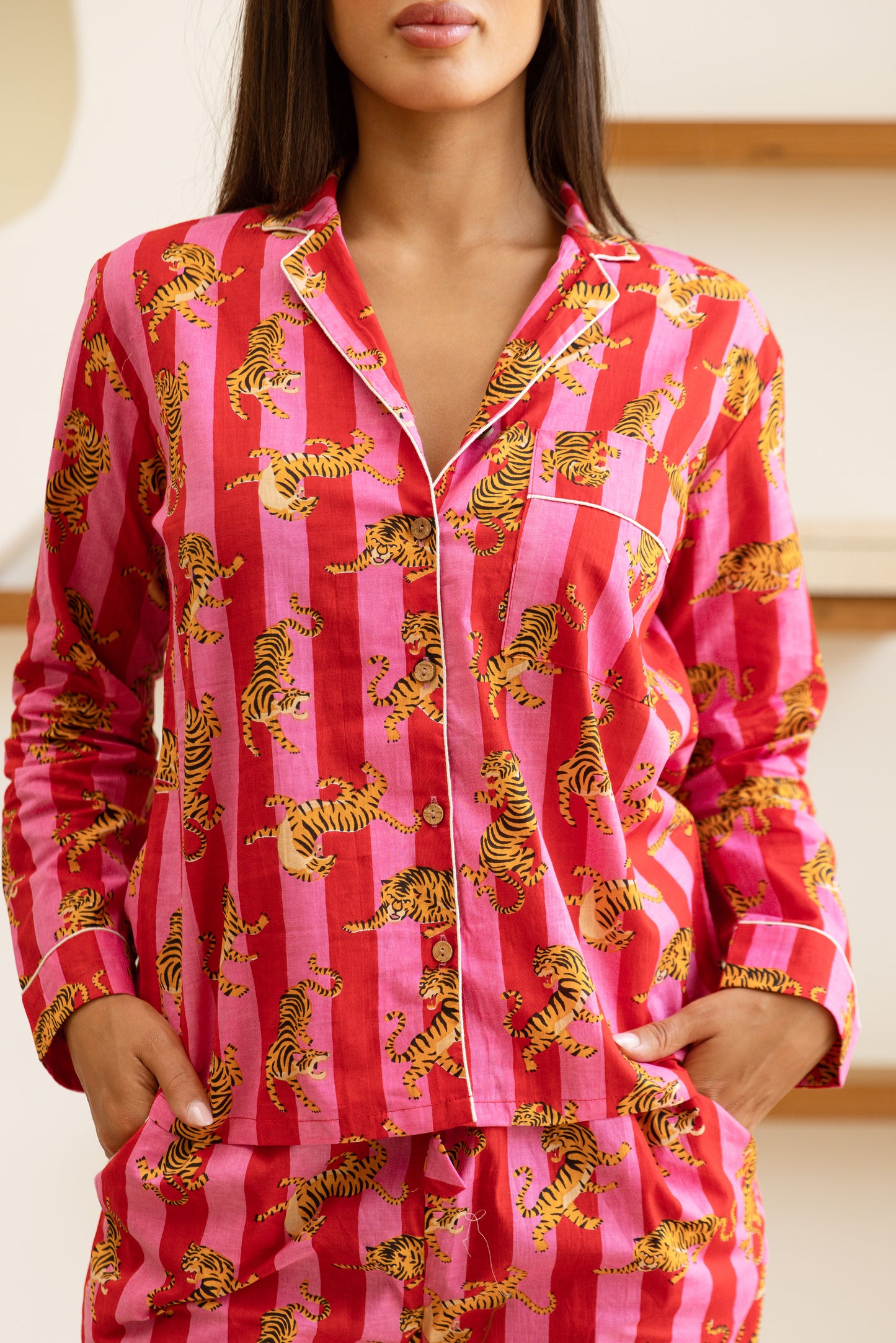 Amrita Pajamas Set Fuchsia Tiger Stripe