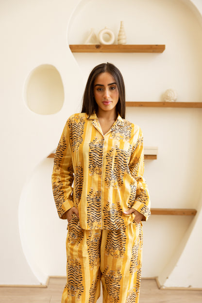 Amrita Pajamas Set Golden Stripe Tigress