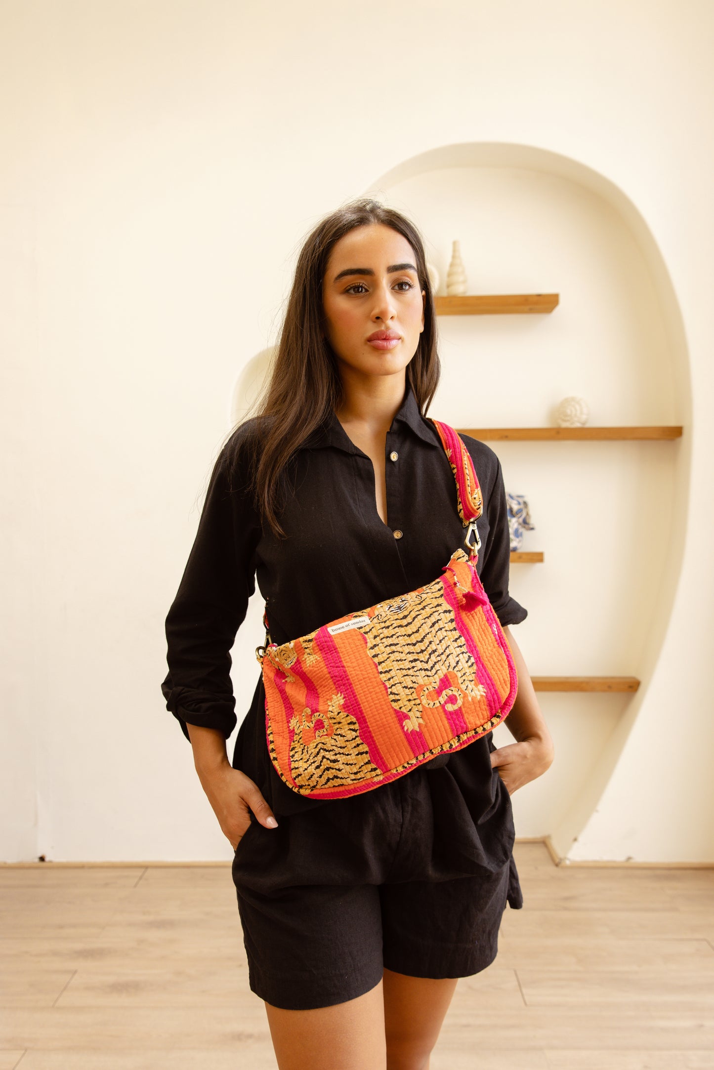 Shoulder Bag Red Tigress