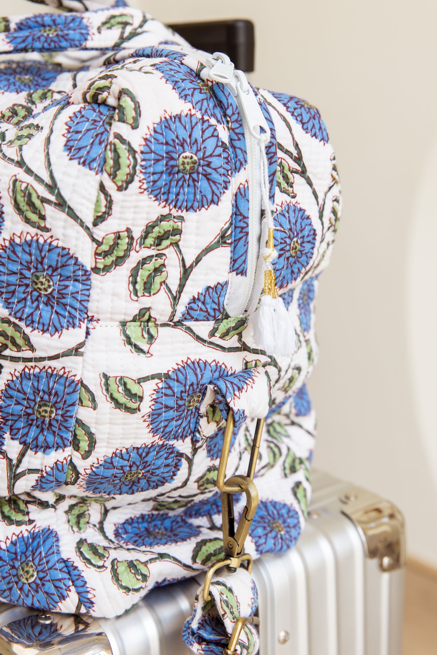Large Travel Bag Blue Blossom